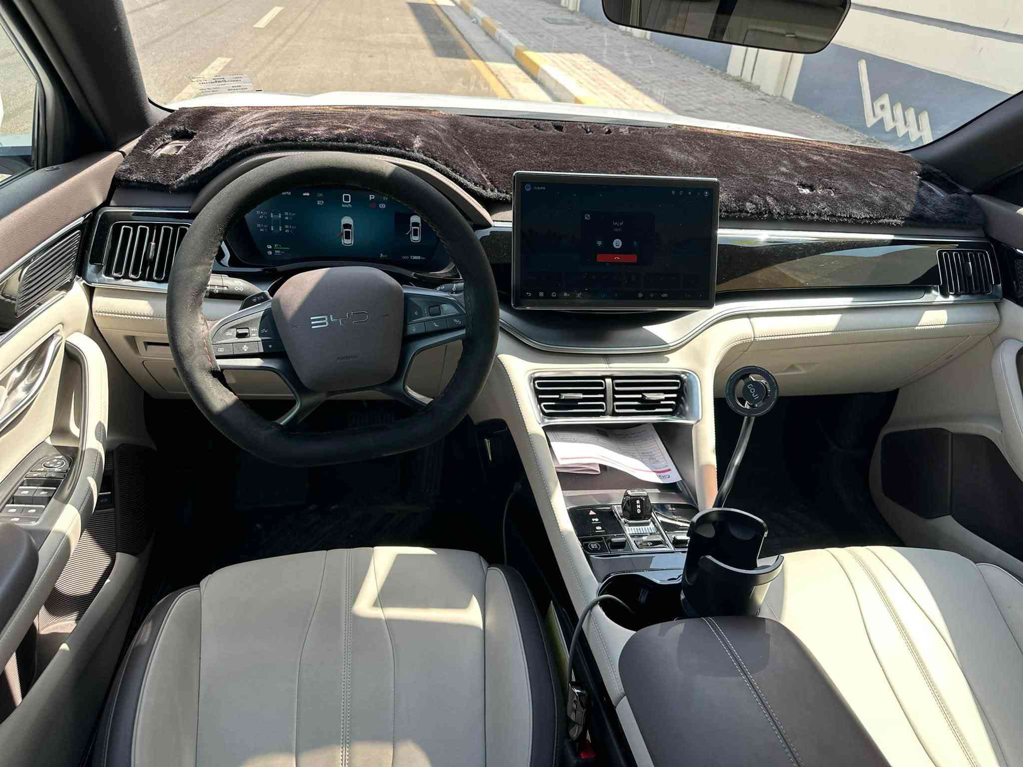 🔥 سونك بلاس 2025 | فل كامل 🔥
🚘 أعلى فئة وأعلى المواصفات
✨ مقاعد كهربائية مع تدفئة وتبريد
🧳 صندوق كهربائي
📷 13 كاميرا + 12 حساسًا أماميًا وخلفيًا
🅿️ ركن تلقائي + تثبيت تلقائي
📡 رادار أمامي + رادار جانبي

💎 فخامة ومواصفات متكاملة!
السعر 34 مليون 
مكانها كربلاء
***********
