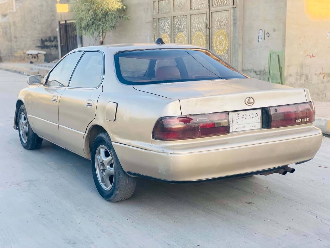 السلام عليكم تويوتا لكزز موديل 93 رقم بغداد مشروع وطني رقم دولي بس باقي لوحات سنويه لغايه 2028 محرك سته سلندر بلادي سياره جاهزه ما بيها كل نقص سياره عايزها صبغ فقط للبيع والمراوسه حسب القناعه 
سعر 27 وبيها مجال بسيط للشراي
 العنوان كركوك 
رقم الهاتف***********
