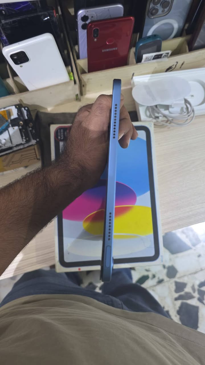 سلام عليكم
ايباد 10 للبيع

ذاكرته 64

بطاريته فوك 85

وياه كاتونه

ملاحضه صغيره بي عواج قليل بشاصي ما مثر عله اي شي 

ايباد وكاله 

عندي توصيل

سعره 300

للسفسار ***********
