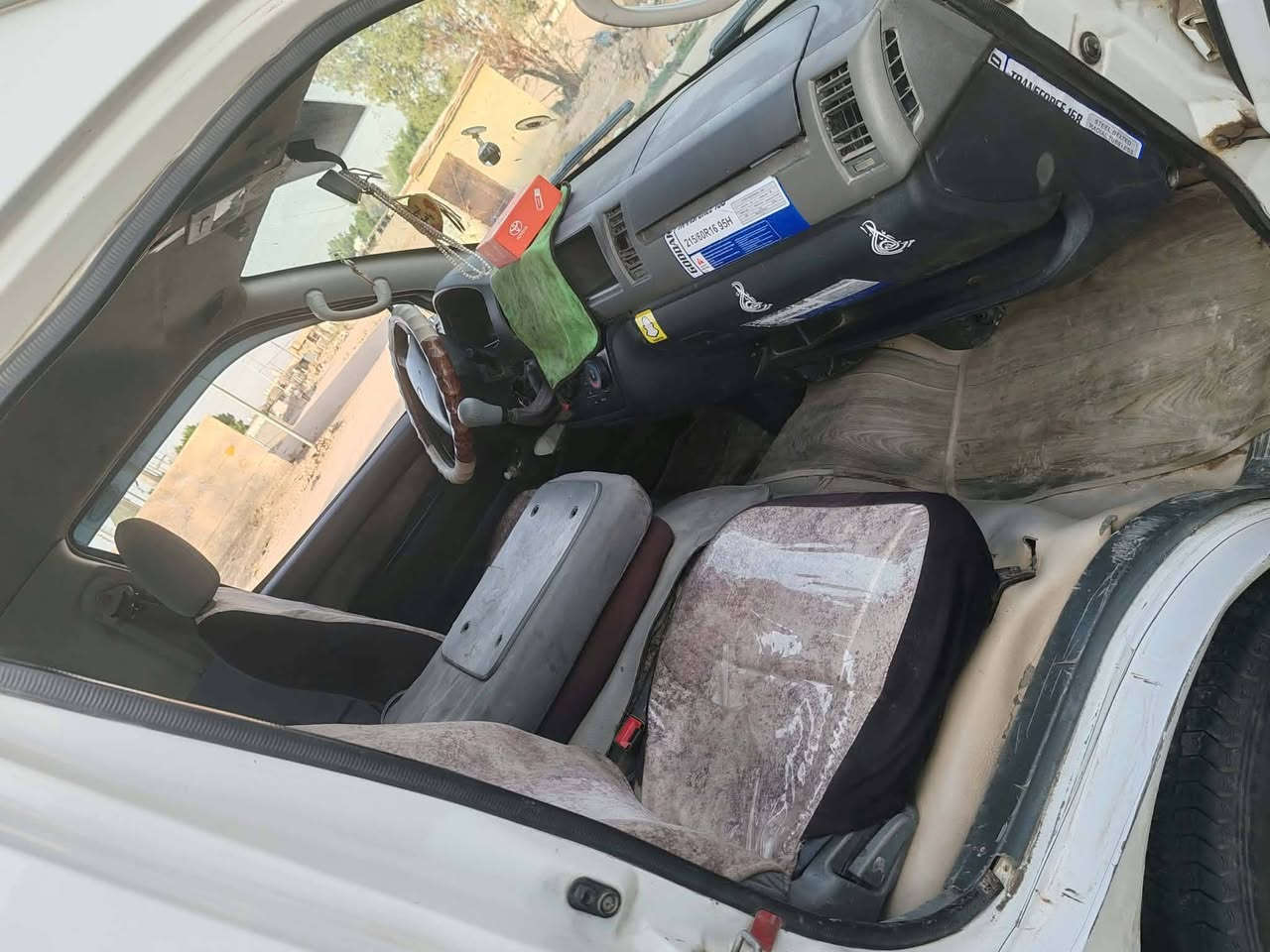 جنبي عالي موديل 14محرڪ اصل ملتها
ڪير وشاصي مگفولات بيها طخات بصيطه 

سياره حلوه ومانقصها شي بيع مستعجل السعر 95

مگان السياره بين كربلاء ونجف خان نص 
واي ستفسار هذا رقمي ***********
