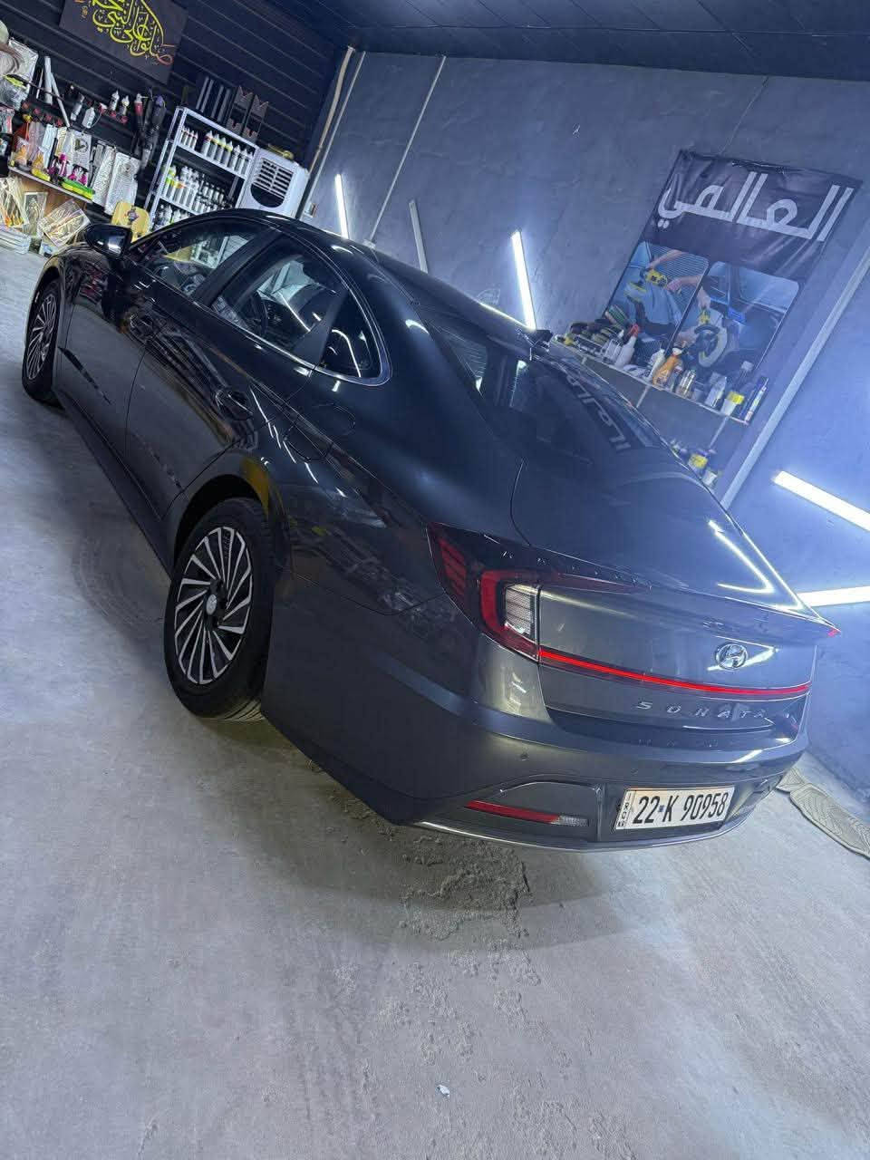 سونتا 2022 هايبرد وارد كوي |كفاله مكينه بطاريه كير تبريد حداده ضربه صبغ معجون فتح السياره كفاله معدا شبرين او شبر وشويه بجاملغ  ودعاميه الكدام السياره بحاله نضيفه كلش
وماشيه
70 الف كيلو مو مايل (كيلو) ولسياره شوف العين وادزلك فيديو وتدلل ) سياره فول مواصفات فول رادارات دهن كله اصلي ابدله والله لا دوانز ولا شي ومداريه لد بل دشبول وبل بيبان متغير الالوان من الشاشه بلاد
رادارات 360 درجه نقاط عمياء تحديد مسار وسياقه ذاتيه بصمه تشغيل عن بعد ترحيب عند الاقتراب ينفتحن امرايات ولد بل يدات وصندوك عند الاقتراب ينفتح تلقتئيا ولسياره بيهه هواي مواصفات تجي وشوف بعيك
***********
مكاني البصره
سعره 179
والله السياره سعره قبل خسران بيه والله اللّٰه شهاد وتجي وتشوف بعينك بس السوك بعد وبلعافيه ع ياخذه

