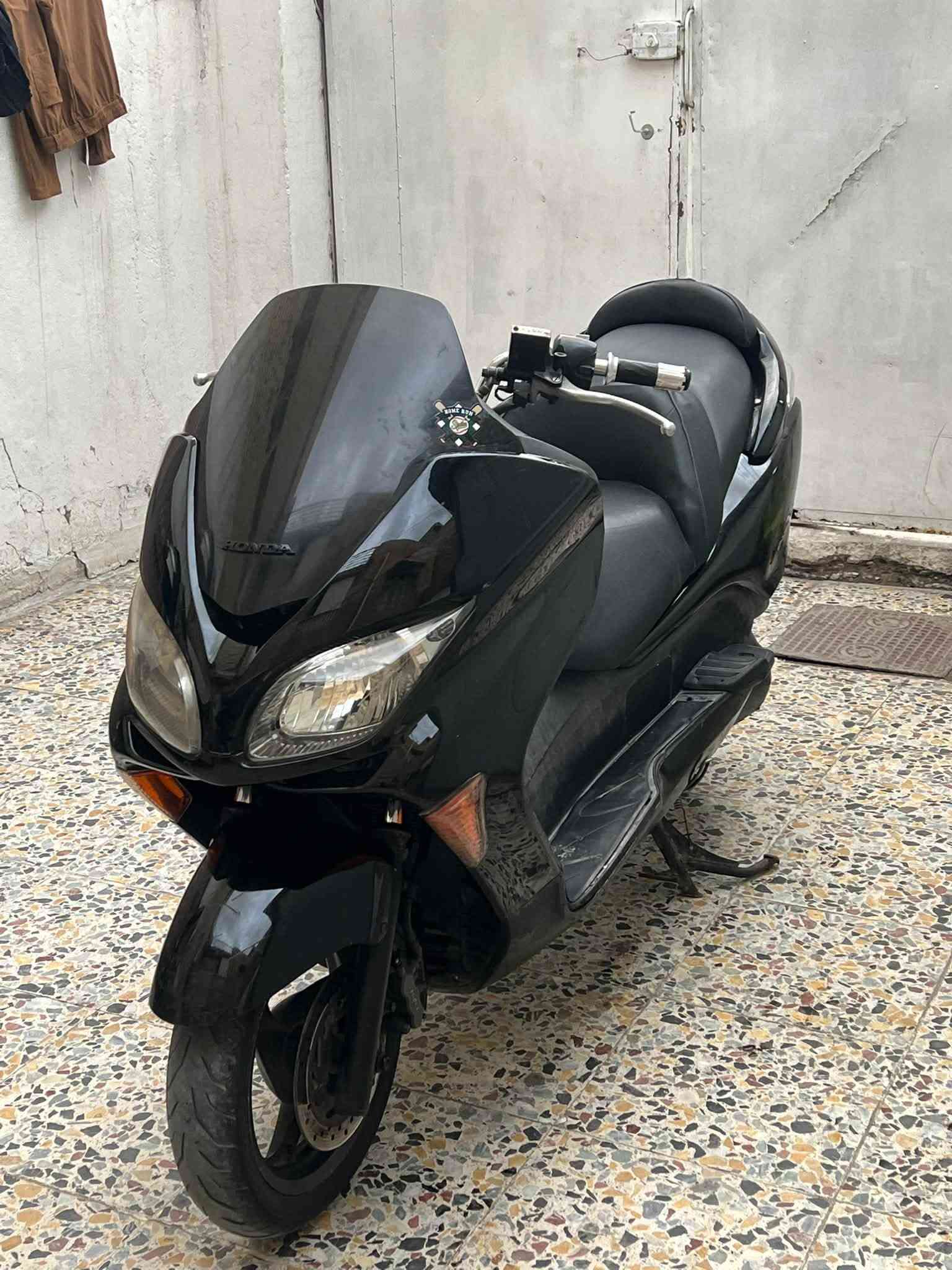 فورزه 0️⃣ 9️⃣ بصمه
مكينه ناعمه كهربائيات شغاله 
شلعه ومعدل مكاني بغداد 
*********** السعر ٩٥٠ الف
