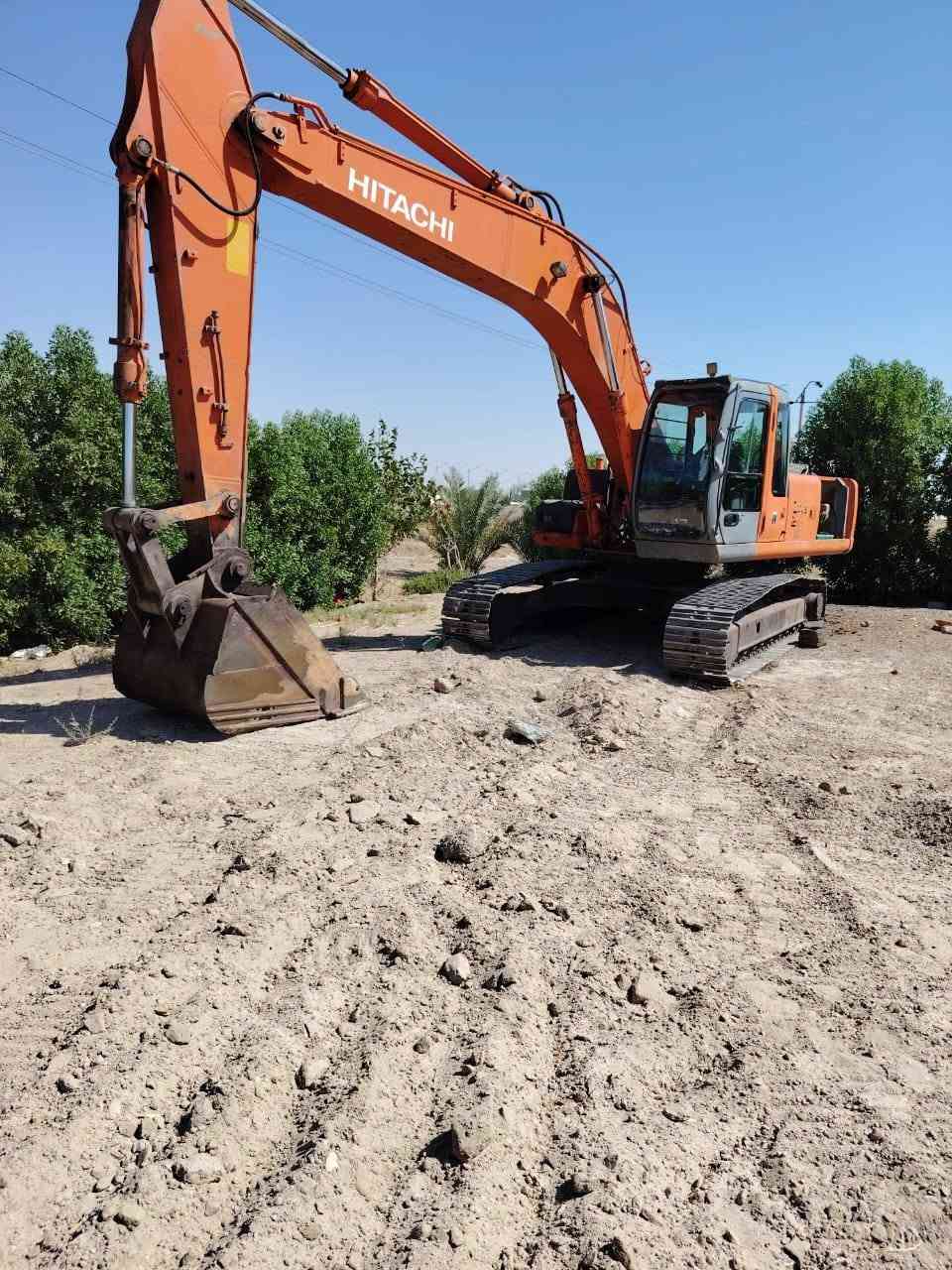 حفاره نضيفه كلش  بوجه كبل لشغل اختتتت البلاش حجم 250  بيه حركه طياره  رقمي هذا بي واتس   ***********
