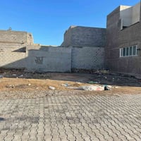 قطعه ارض لبيع المساحه ٢٠٠متر في سبع قصور شارع ابو فارس الاسفسار ٠٧٧٣١٠...