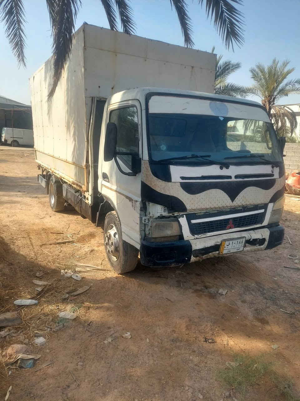 السلام عليكم
للبيع فقط كناتر عدد 3

2009 نجف

2012  بغداد 

2014  بابل

مكان السيارات كربلاء 

للتواصل ***********
