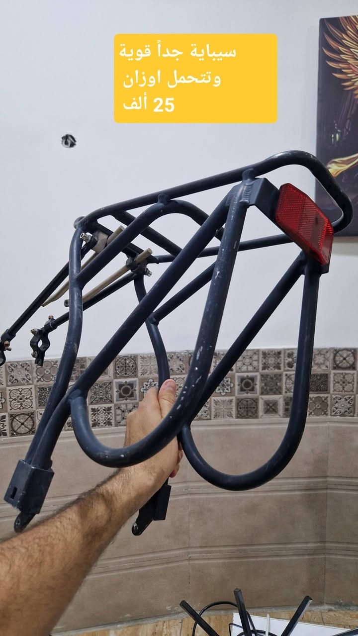 السلام عليكم 
بايسكل هجين يونفيگا  c700
حجم التاير 28 حجم الهيكل M 
ويل شحن 1500w 48vحجم 27.5 × 40 
ملحقات دراجة هوائية 
جميع التفاصيل داخل الصور 
مكاني بغداد 
تواصل واتساب ***********
او مازنجر
توصيل موجود
