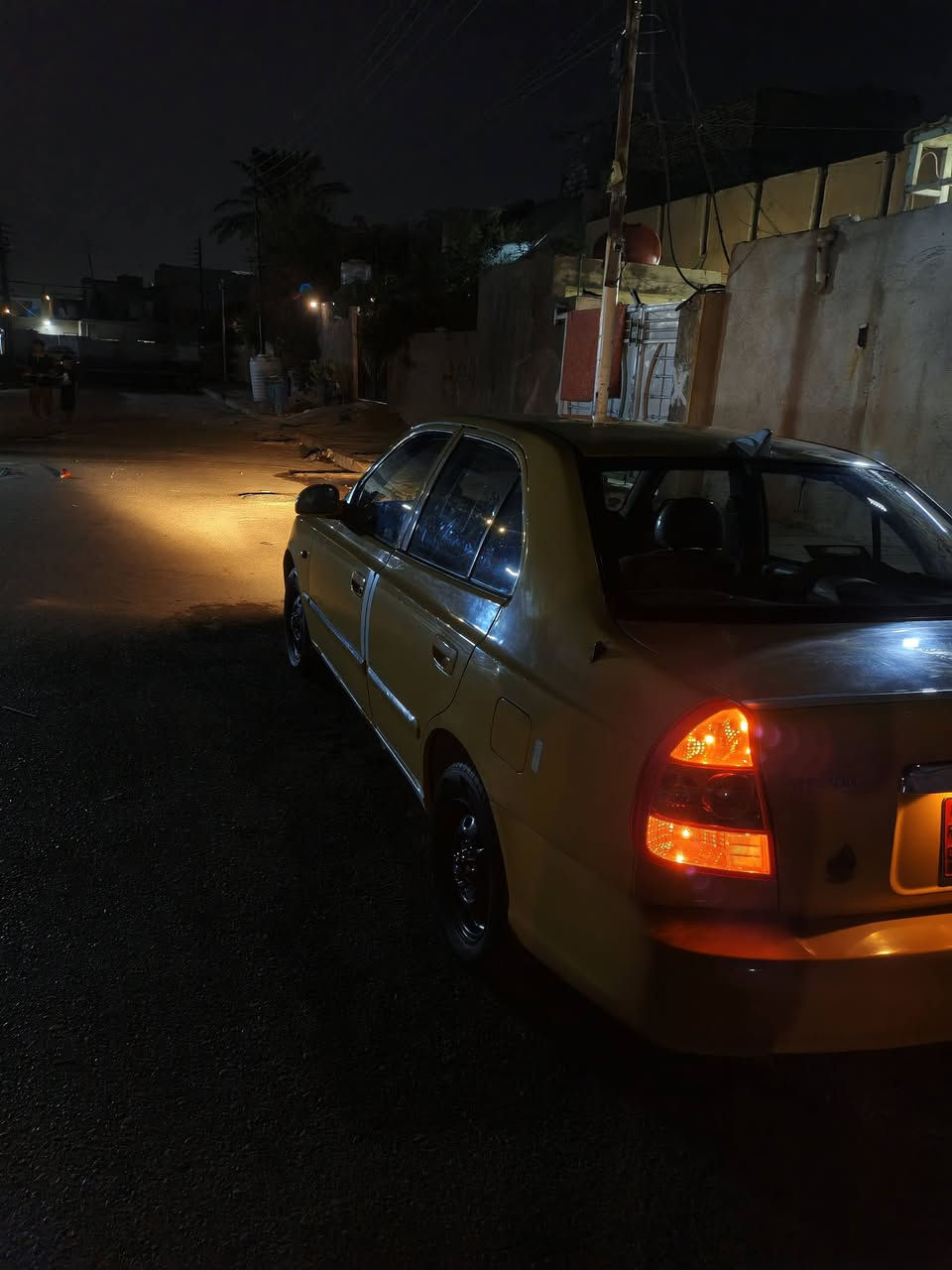السلام عليكم سياره فيرنه للبيع السياره جديده تجي وشوف السياره احله من الصور السياره بيهة خشم الجاملغ الي عكس السايق السعر 77 وبيهة مجال الاستفسار هذه الرقم *********** ما متواجد على الماسنجر وهذه الرقم بي واتساب
