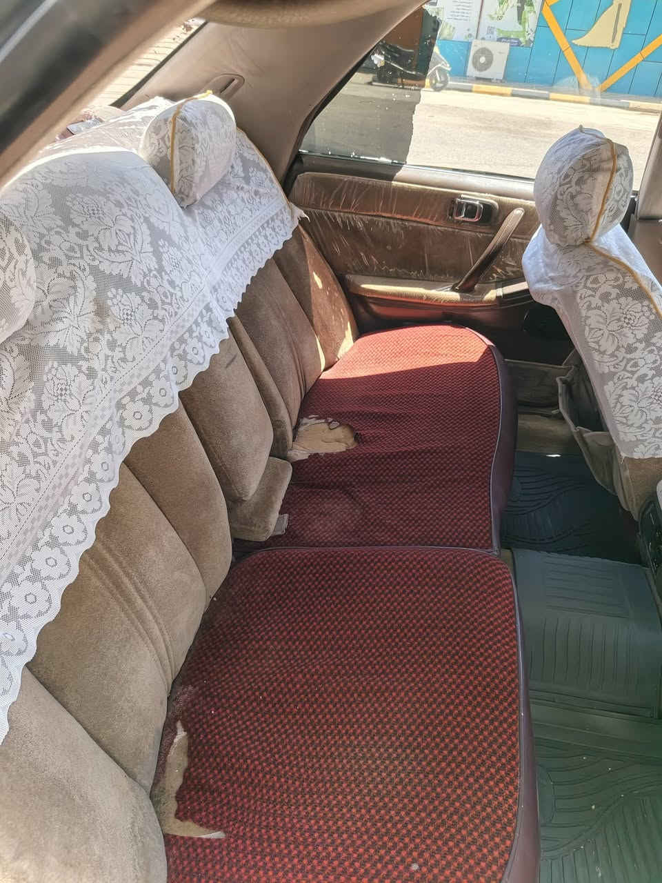 سلام عليكم سيارة سوبر هارتوب مديل 1990رقم انبار بسمي تحويل مباشر مكينه وكير ونجي حداديه كامله كهربائيات كلها شغاله شاشه تاب تخم سماعات تخم ويل هو وتايراته جدد بيها ضربه جهت السايق مبدل لغد فتح براغي مو كص اكرر مو كص كشنات كهربائي اربعه السياره معايزه شي ستوني نافضها كلها السياره السعر 34 وبيها مجال مكاني واسط كوت انوار الصدر ***********
