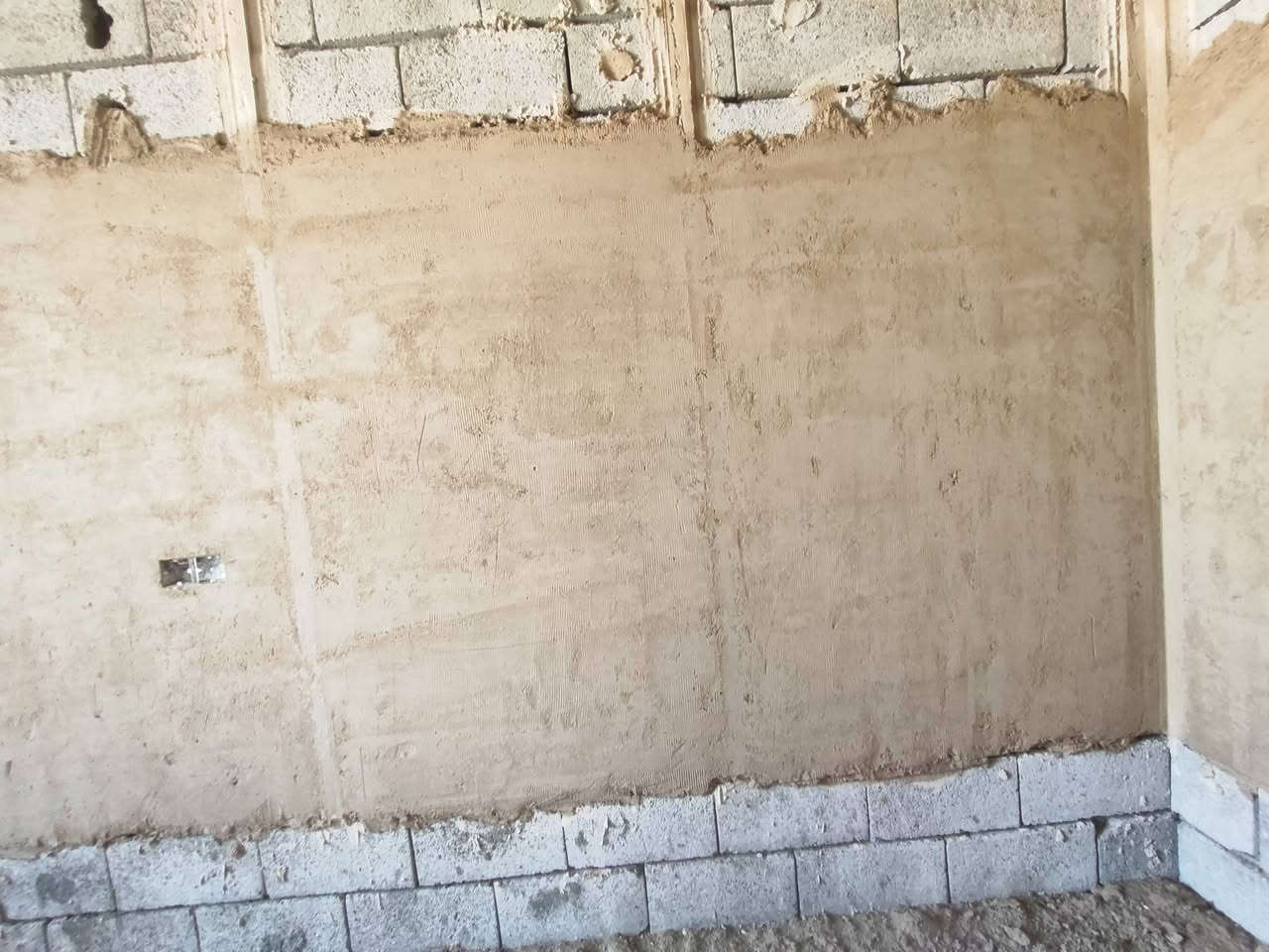 سلام عليكم يوجدكادرمتفرق جص بورك بسعارمناسبه تصل وتدلل ***********
