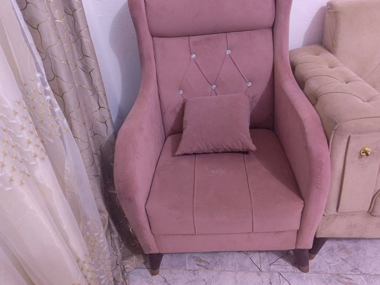 تخم عشره مقاعد البيع سعر 350 بي مجال واسط كوت زين قوس ***********
