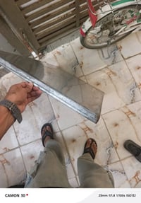 طاوليات • ١٣ • حديد