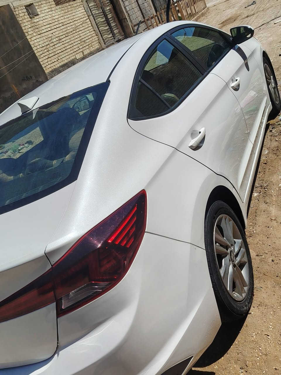 نتره 19مريكي مكينه 2000دوش كير يتي مكينه وكير على وظع شركه يي نقص ماى بيهى سياره خرمن لله ***********
