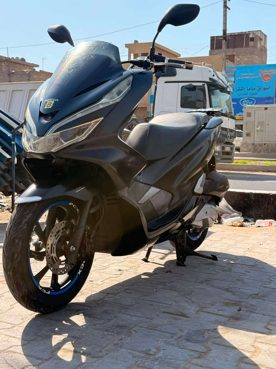 السلام عليكم شباب بي سي اكس للبيع الجيل الثالث  موديل 2020بصمه مكفوله كفاله عامه كفر ومكينه ممشه الدراجه 21 حقيقي الدراجه جديده بحاله الوكاله ممفتوح بيها برغي أوراق كامله مواصفات الدراجه معروفه نضام  A تدفئه يدات سعرها 12ونص وبيها مجال شي بسيط مكاني بغداد مدينه الصدر ***********
