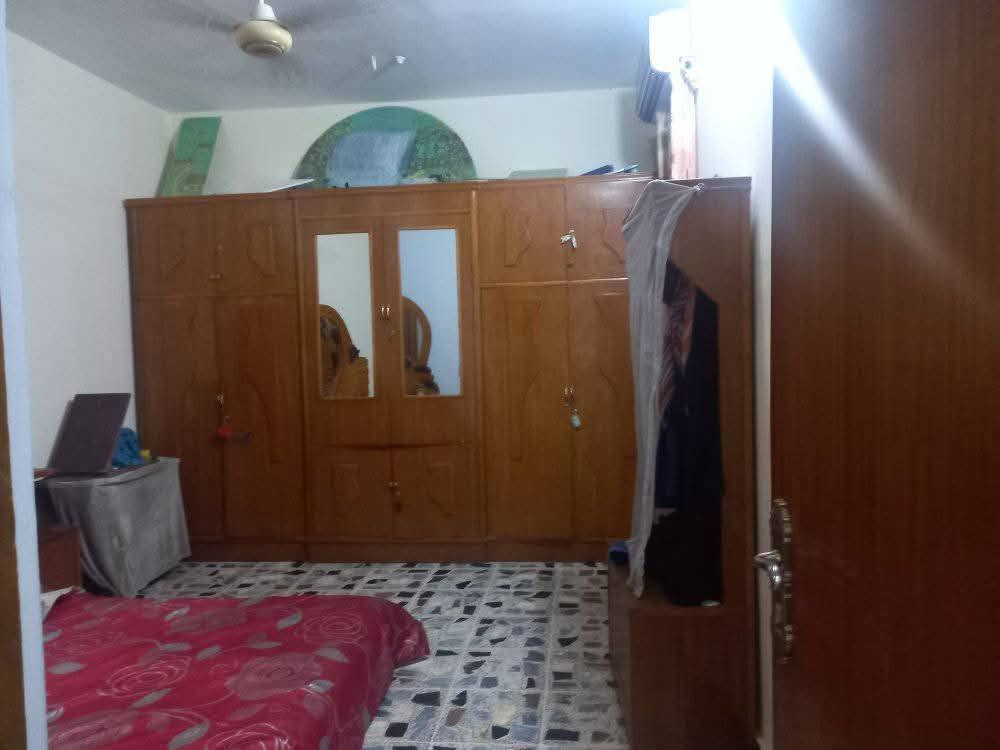 بيت للبيع 200متر يحتوي 2غرف نوم/2منور/صالة/استقبال/مطبخ/كراج سيارة/صحيات/طابق ثاني نصف بناء/تبليط /ماء/كهرباء/بناء حديث/موقع خان بني سعد _ حي الضباط مقابيل الصناعة-حي الربيع/
الاستفسار(***********)
