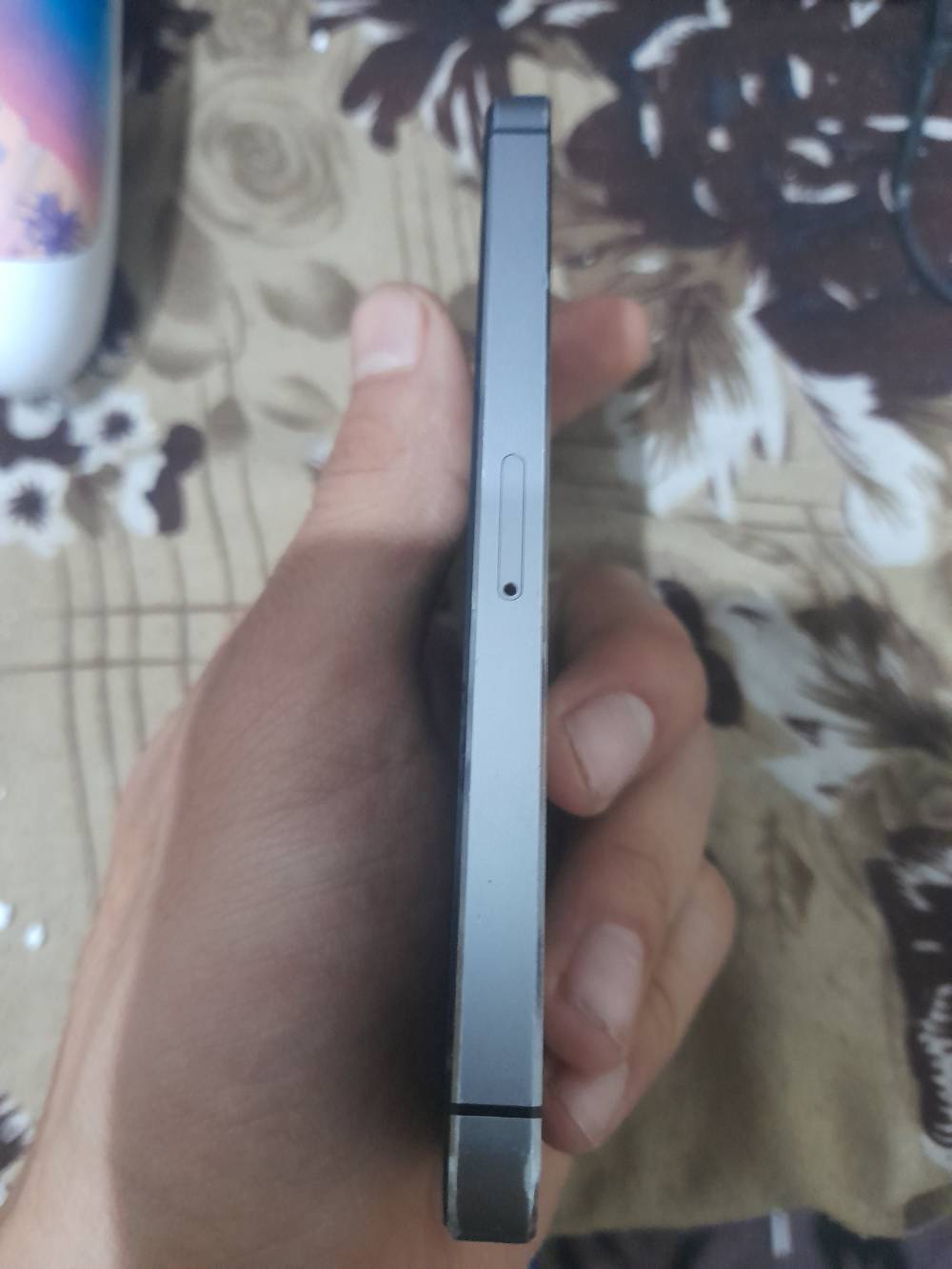 ايفون 5s • ١٦ • كاميرا عطلانه
