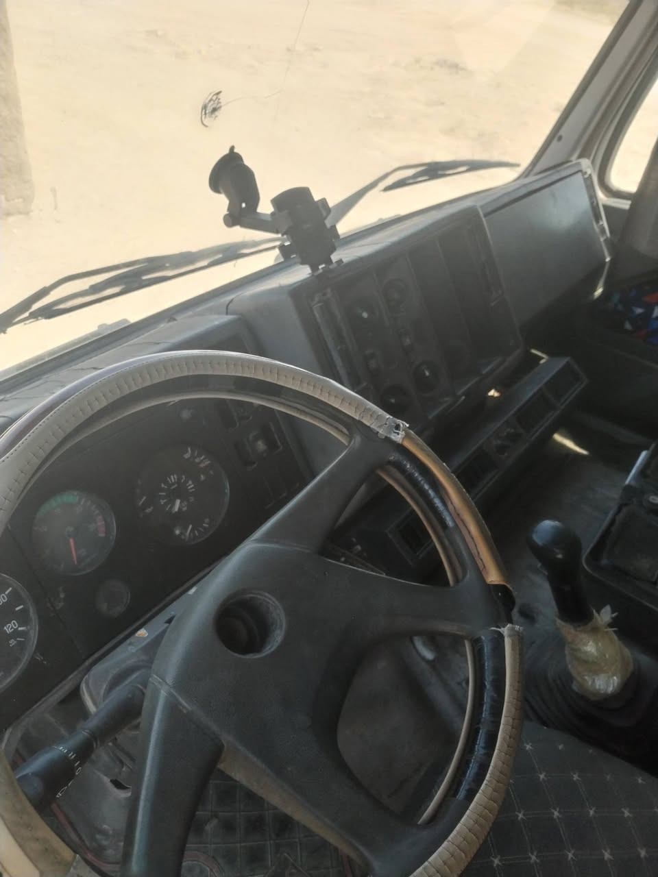 االبيع  مواصفات مديل ٩٨ محرك ٤٤ كير ٢٤٠ مجموعة جيف قيطان رقم نكليزي بسمي شاصي مكفول من الفطر  عربانة علم ٢٠٠٧ سيارة جاهزة تخم تاير المكان السماوة الاستفسار ***********
