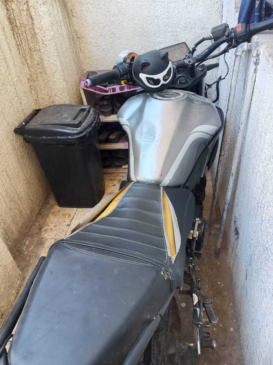 البيع بغداد شعب حي سومر تصال ***********
