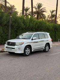 لاندكروزر V6 • ٢٠١٣ • ميسان حي المعلمين