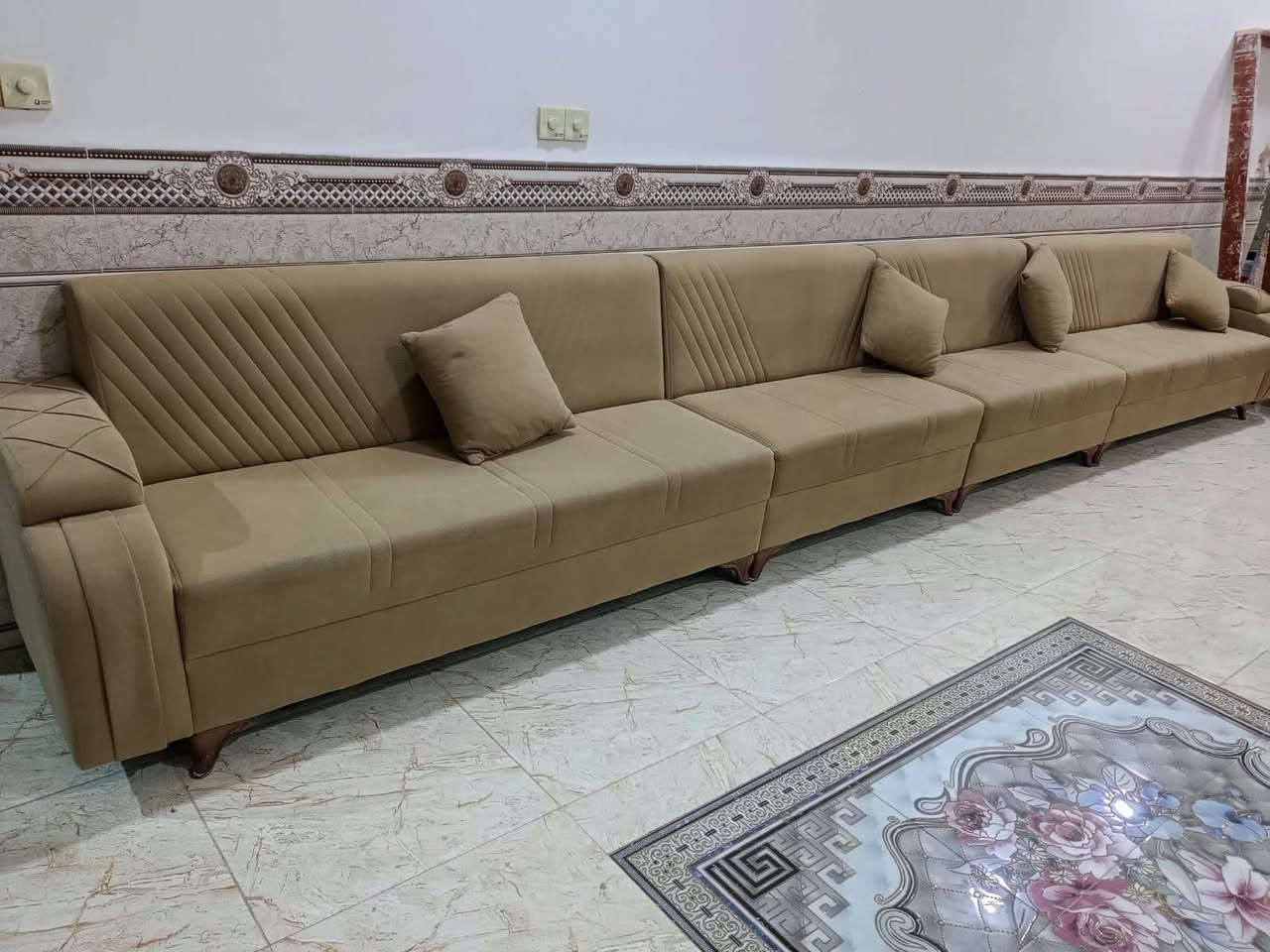 صوفا • بدون تفاصيل • مفروشات