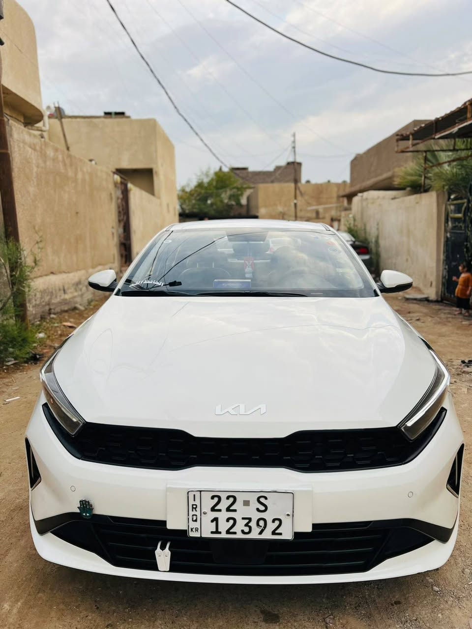 سلام عليكم k3 مديل 2024 ماشيه36الف سياره بيها بارد ب جاملغ الأمامي ومرجعه بجهاز بيديار 
وبيها كم طخه بسيطه سياره 130وببها مجال 
مكان البصرة جبيله *********** البصرة, العراق
