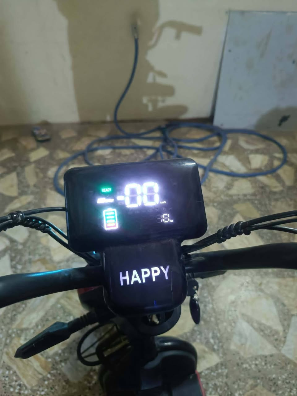 السلام عليكم دراجه نوعية happy دراجه شغاله من كل نواحي سعره 225 وبيها مجال قليل المكان حي ميلاد ميلاد فاو للاستفسار ***********
