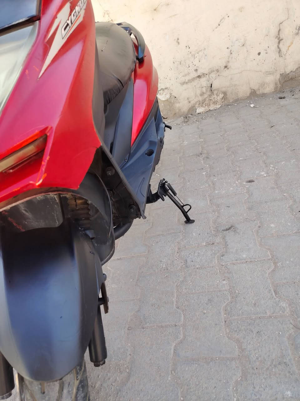دراجه سكنس محرك ماكس عدله ياباني ما مفتوحه أحلى من الصور ***********  اشاير لايتات شلعه معدل سعرهه 275 بيه مجال
