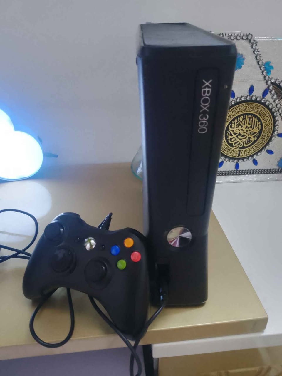 اكس بوكس 360 للبيع السعر 120 المكان بغداد الحرية بي اكثر من 100 لعبة *********** بغداد, العراق
