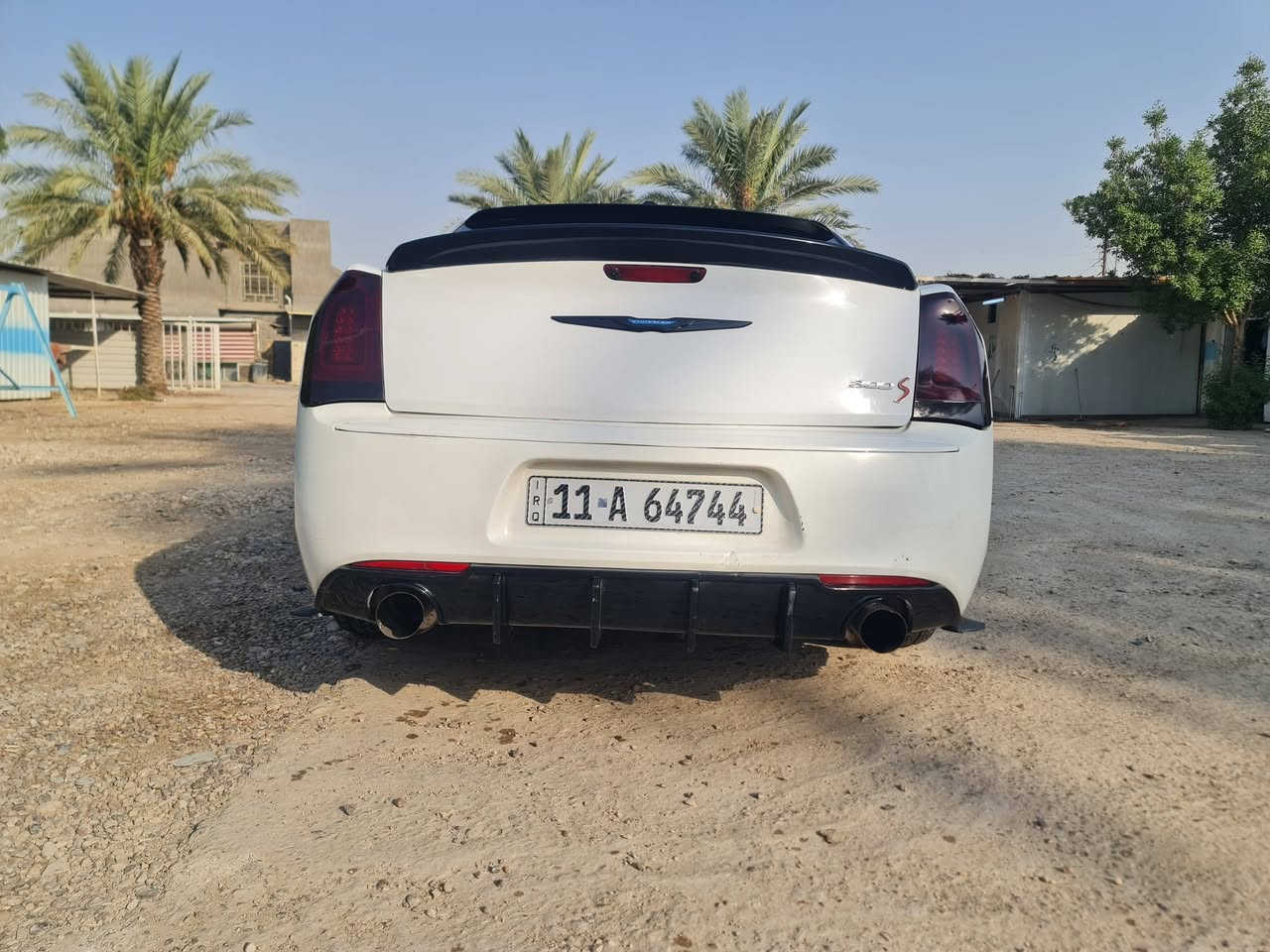 سلام عليكم اوباما ٢٠١١ محدثه ٢٠٢١ Srt هيمي ٨ رقم بغداد انكليزي باسمي داخله كلين للعراق بيه جاملغ الخلفي بي صبغ والباب الخلفي مبدل نفس الون بس ماطلع بالسونار مبدل
سلام عليكم اوباما ٢٠١١ محدثه ٢٠٢١ Srt هيمي ٨ رقم بغداد انكليزي باسمي داخله كلين للعراق بيه جاملغ الخلفي بي صبغ والباب الخلفي مبدل نفس الون بس ماطلع بالسونار مبدل مثل ماموجود بالسونار السياره فول ١ / ١
 مكينه جديده
تبريد ثلج
كشنات جلد اسود ملكي Srt 
خزن ميموري
اناره ترحيب 
تشغيل عن بعد
لايت زنون 
تخم تاير جديد 
كام شفت $ 300 Srt
تخم بلكات جدد
تخم دسكات جدد
كزوز ريمونت ب 500 $
برمجه مع العقل 2021  ب 500 $
كلش هواي مصروف عليه السياره
فول مواصفات واحله من الصوره 
السعر ١٣٥ وبيه مجال ***********
