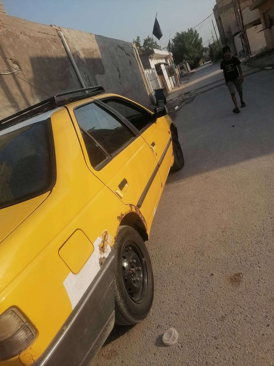 السلام عليكم بيجو روا موديل 2008 سنويه كارتونيه هيئه ما مسجله غرامات ما عليها السياره بلاديه مكينه تبخر تبريد شغال بيها خياسات المكان بغداد بوب الشام السعر15 ورقة وبيها مجال هيئه تنزل من السعر رقم الهاتف ***********
