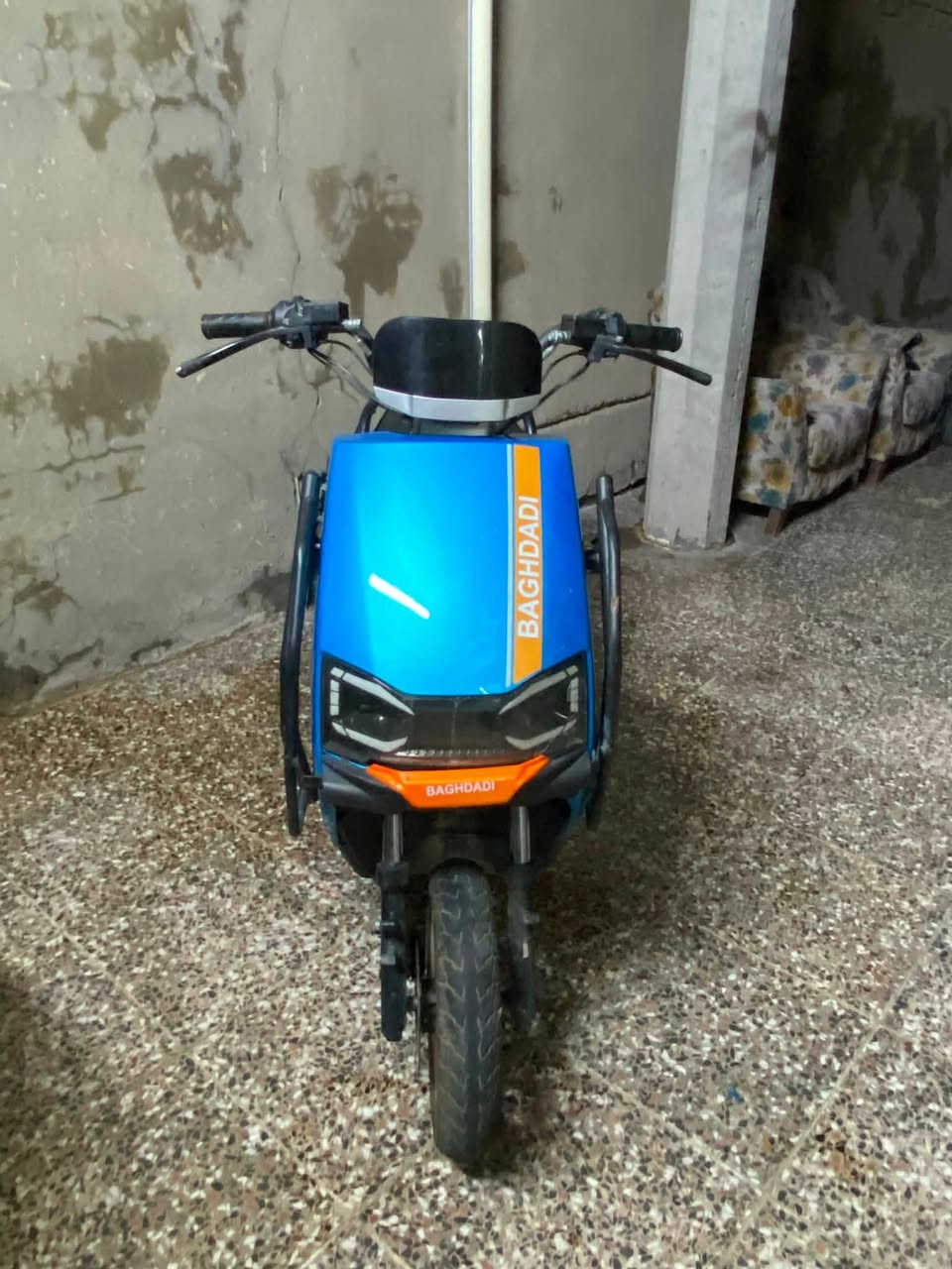 للبيع
بغداد الامين سعرها 400 
الاتصال على الرقم ‭***********‬
