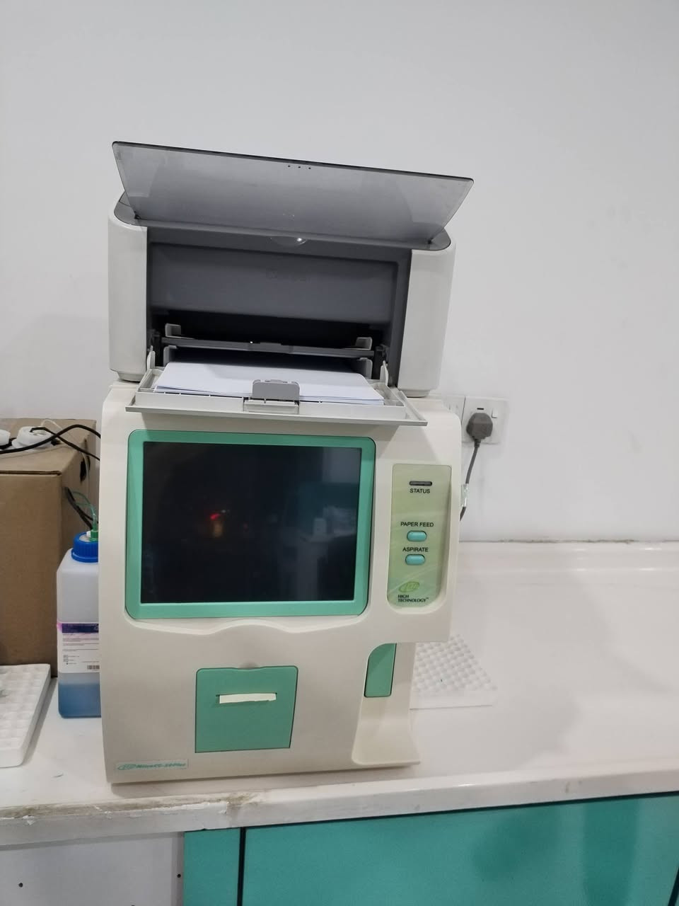 جهاز cbc للبيع 3 part
السعر 3,250 وبي مجال 
مع كامل الملحقات طابعة +UPS

التواصل ***********
 موجود أيضا واتساب 
العنوان كركوك
