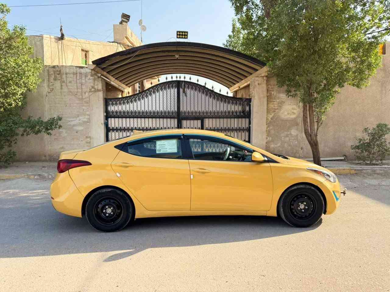 الانتره مديل2016 وارد أمريكي حادثها البنيد امبدل مكينه 1800 دوش لا تبخير ولا تنقيص ماشيه ١٣٨ تبريد ثلج صدر امامي خلفي كير ومكينه خير من الله تخم تاير جديد   السعر 96 وبيها مجال مكاني بغداد الرقم *********** ملاحضه سياره بسمي ومصفره هيئه وغرمات رقم وسنويه جدد
