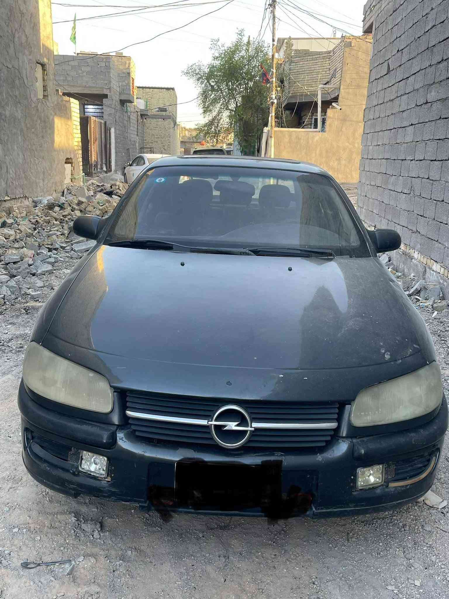 اوبل اوميكا بزون موديل 1995
مكينة 2000 بلادية قبق اسود لاصرف ولاتبخير باتري سلف كير عادي كير واكسن شرط رقم انبار انكليزي سنوية لغاية 2030 مشروع وطني 
السعر 30 وبيها مجال 
مكان السيارة بغداد الدورة 
بيع بدون امراوس 
***********
