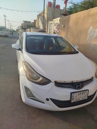 النترا • ٢٠١٦ • باب خلفي بنيد