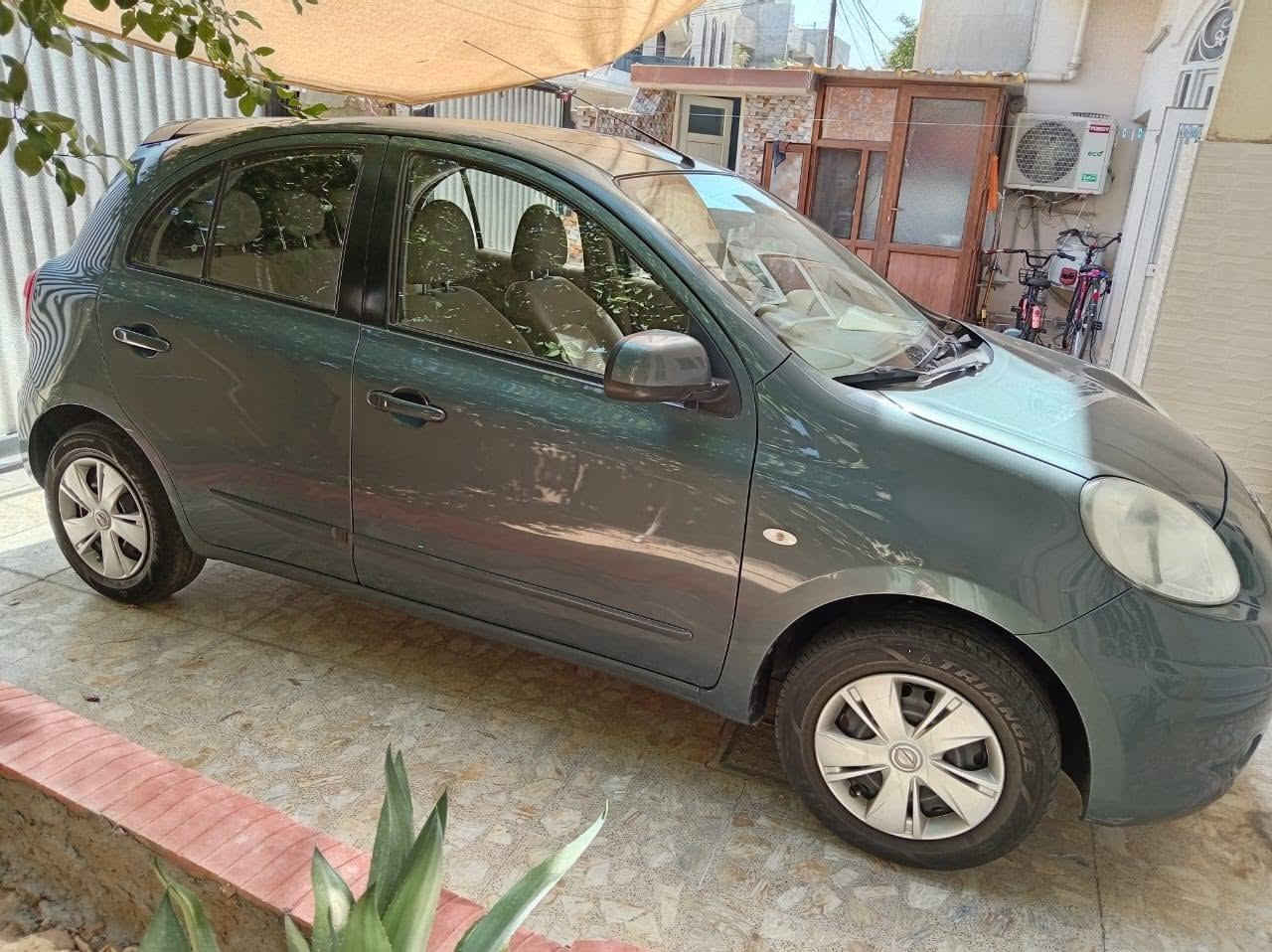 نيسان ميكرا موديل 16 سيارة كلين ماشية 58 بيها دفتر بنزين السعر 95 بي مجال سونار الفحص موجود ***********
