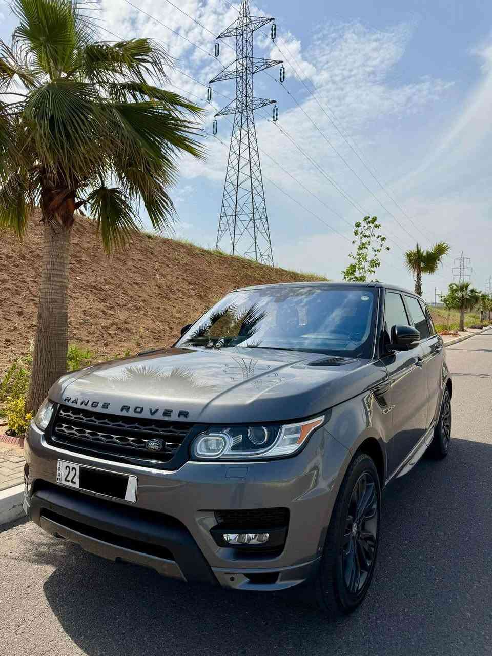 رانج روفر سپورت ٢٠١٧ 
فول موسفات 
ته نها يه ك پارچه سبوغ بيداخلي بي ئرباگ
هه موو شته ك به شه رت
سه نه وه نويه 
به شه رتي كومپيته ر 
٨٠ هه زار كيلومتر رويه 
يه ك ده سته تا استا 
ژماره موبايل *********** أربيل, العراق
