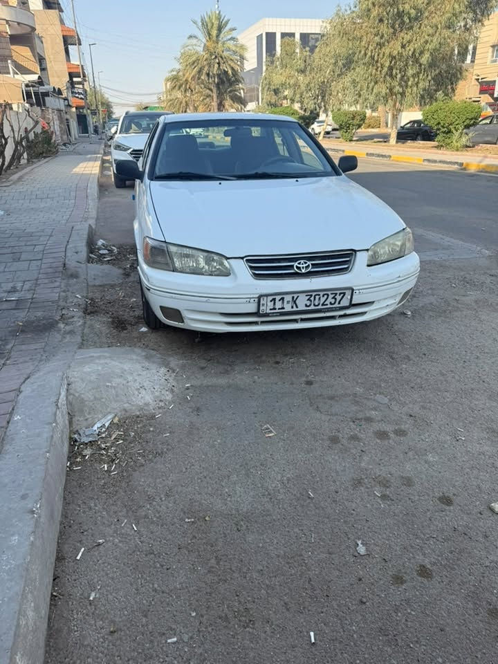 كامري 2000 للبيع عنواني شارع فلسطين بغداد سيارة جاهزه من كلشي السعر 
*********** بسمي رقم سنويه جديده
