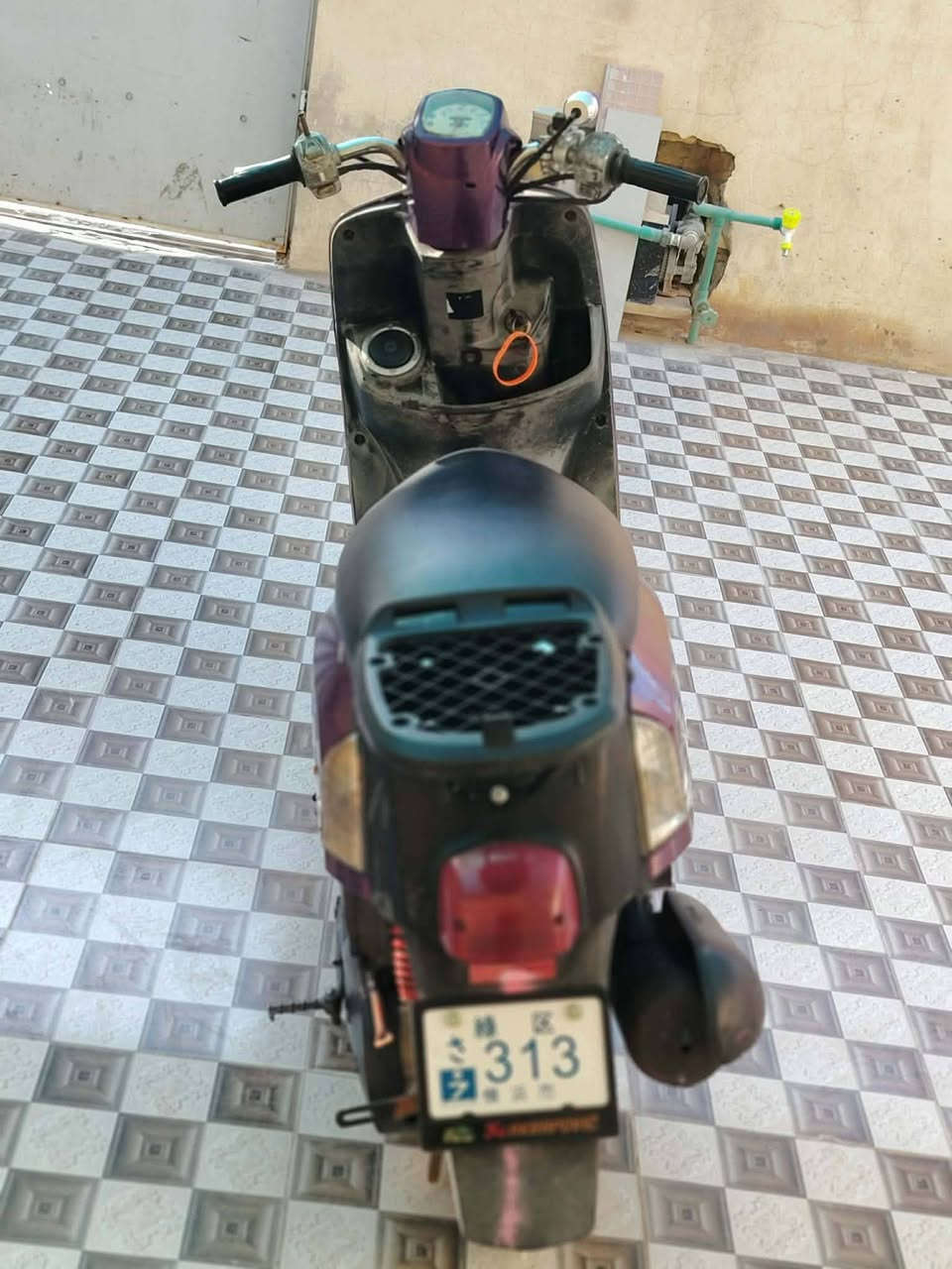 دراجه بوليس نضيفه جديده ستوه طالعه من الوكيل نضيفه نكره سلف السعر 850 وبيه مجال وهاذه رقم للتواصل ***********

