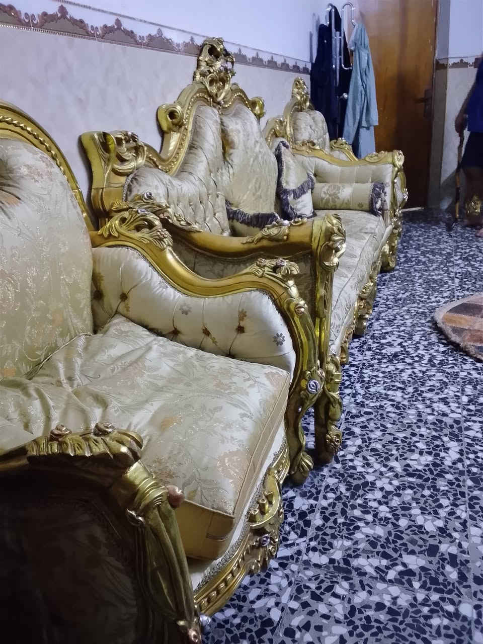 للبيع ***********
