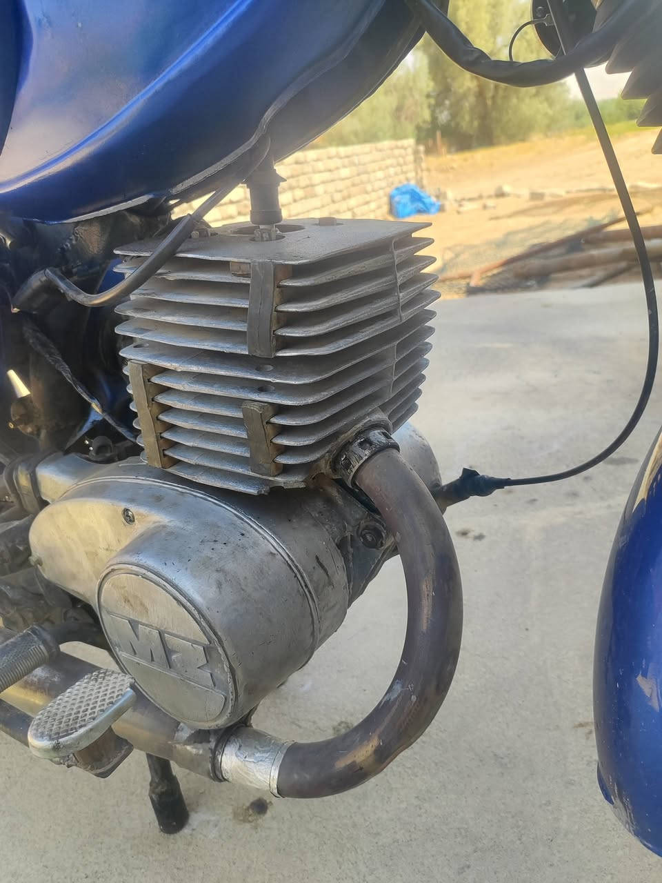 وين جنايه عمي سلام عليكم mz81دراجه حلوه و مرتبه و عل بلاد اكفل مكينه و كير شرط شاصي نضيف كلش تانكي صفاحيتت زيرو دراجه تشتغل هندر واحد سعر مليون و 250و بيها مجال و دراجه كلك بدون اوراق للتواصل *********** و بي واتساب
