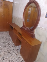 غرفه مستعمله للبيع مكان بغداد مدينه الصدر يرادله ترتيب بصيط السعر ٣٥٠ ...