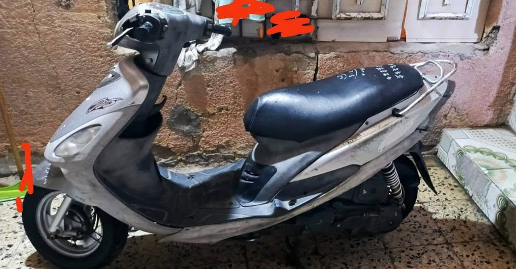 سلام عليكم دراجه ماكس لبيع دراجه مكينه مفتوحه وختم واحد دراجه حلوه سلف ما يشتغل كهربائيات كلها شغاله مكاني بصره سعر 500 وبيها مجال  رقم هاتف ***********
