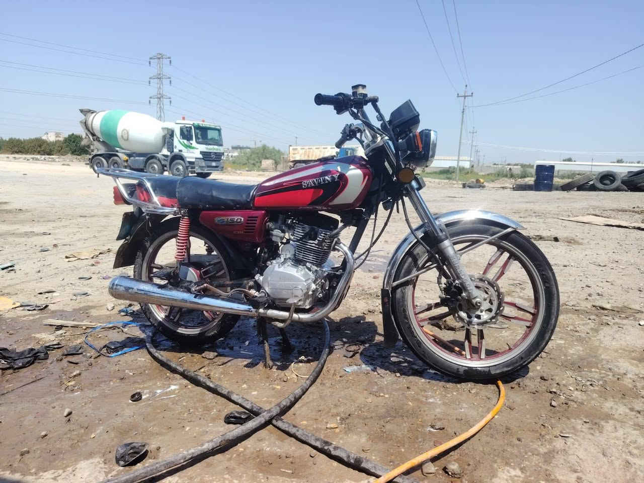 سلام عليكم دراجه لبيع اوراق مكفوله كفاله عامه 800او بيه مجال الدراجه سيفان مكان الشطره مابدل بيه ايشي دراجه برقي ما مفتوح ***********
