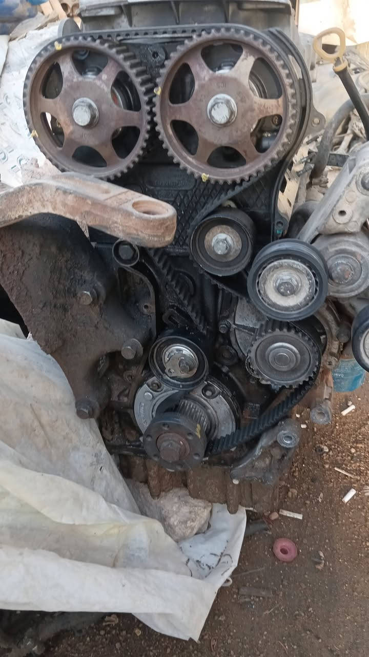 سلام عليكم كير مكينه شيري A3
مكينه معوجه ولف فقط باقي كله عضمان 
كيرر بي تئخيره ب ٣ فقط 
سعرهن ٣٥٠ الف ابيع شلع مكاني نجف 
***********
