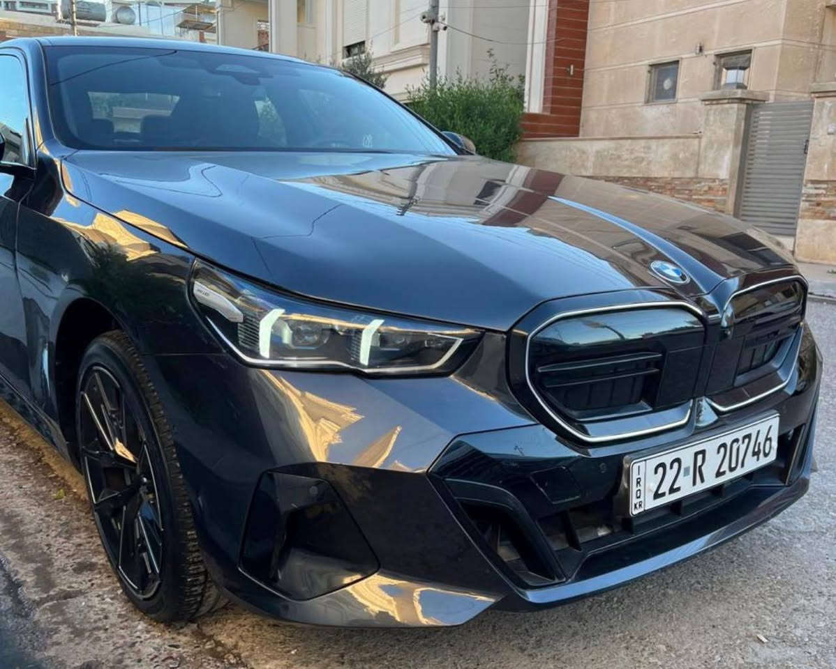 Bmw 530i 2024 Xdrive 
9000 mile royshtya
kit m
5 camera datasho
Ar(ناظور ليلي)
Harman kardon
Carplay - android auto
Sukan heater
Kushn heater
Snduq shap
Wheel 740i
4 parchay haya bezhure airbag bas shan
2 jey kchka pdr
No nrx tell bka
***********

بي ام دبليو ٥٣٠اي ٢٠٢٤ اكس درايف 
 ماشية9000مايل
بدي M
٥ كامرات -داتاشو
ناظور ليلي
سماعات هارمن كاردون
كاربلي - اندرويد اوتو
ستيرن هيتر
كشنات هيتر
سندوق ينفتح مع رجل
ويل ٧٤٠
بيها أربع قطع صبغ 
مكانينpdrصغيرجداً

لسعر اتصل
 *********** أربيل, العراق
