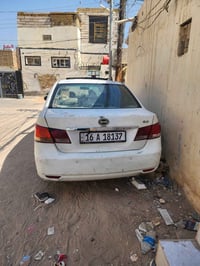 سياره بيوايدي 2013 محوره كير ومكينه وتماتيك 35 وبيه مجال 07830881994