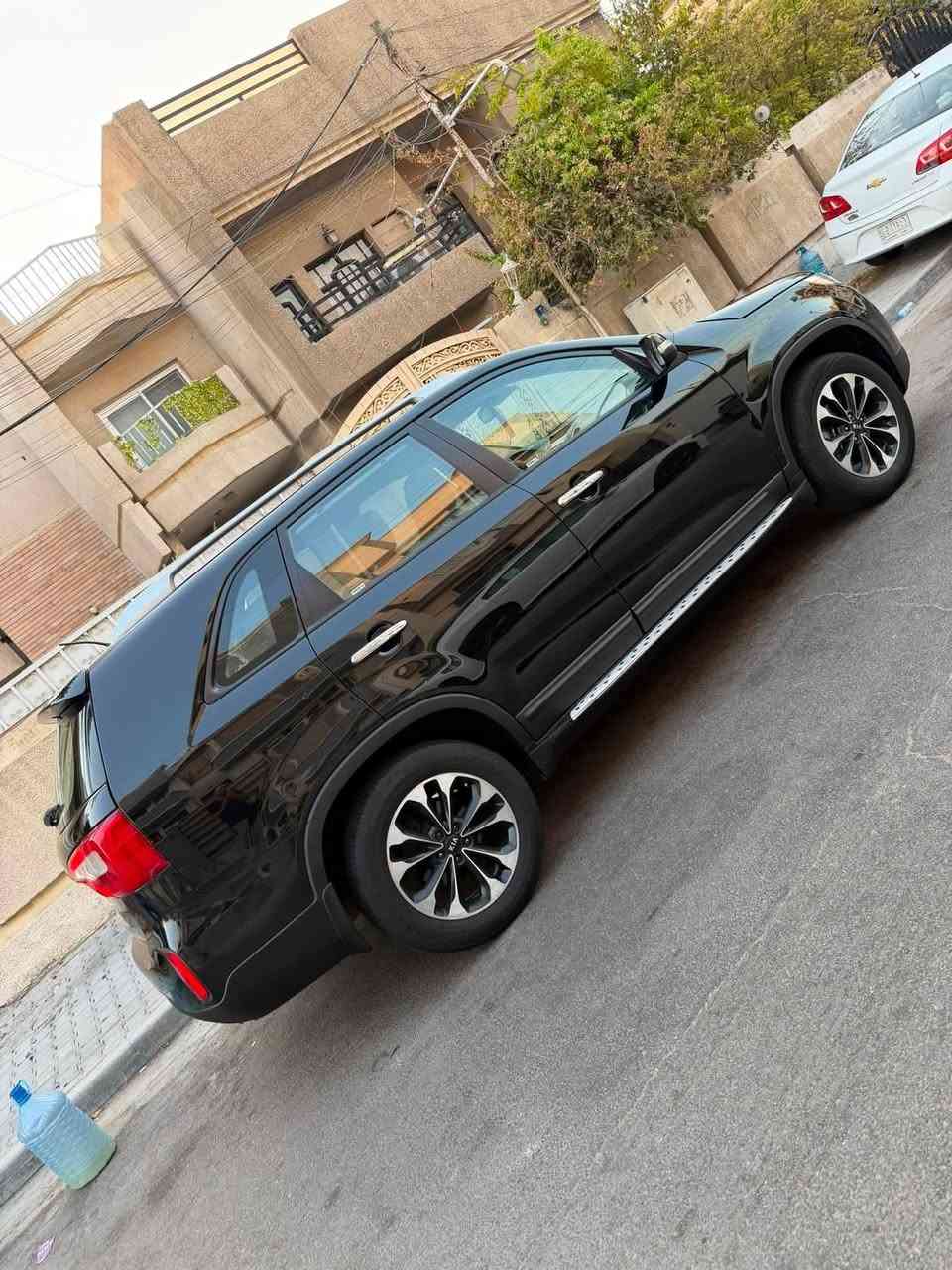 السلام عليكم
كيا سورنتو موديل 2013 شكل 14خليجي مكينه 2400 دوش سيارة احلة من الصور مواصفات السيارة بصمة تشغيل بصمه أبواب تحكم ستيرن حاكية بلوتوث شاشة كاميرا خليه حساسات خليفي حساسات اماميه تبريد بيانو شاشة لمس كشن كهرباء مري شفط + اشاير بالمري لد امامي خلفي 7 راكب ثلاث قطع تبريد نظام ترحيب ثلاث أنظمة قيادة وبعد بيه هواي مواصفات سيارة بيه صبغ قطعتين بدون دواخل مكينه كير صدر تبريد تخم تاير كله جديد بالعافية عليكم ياخذها سيارة حديدة رقم أربيل سنوية ورقم جدد ثاني يوم تحويل مكان البصرة سعر 130 وبيه مجال رقم موبايل  ***********
