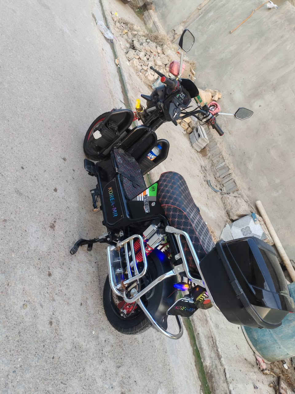 متاح جبلي كوريا ام ار نضيف بطاريات عل فحص كله شغل مابي شي  سعر 575 وبي مجال نقصه بس بصمه وقفل مال بطاريات فقط ***********
