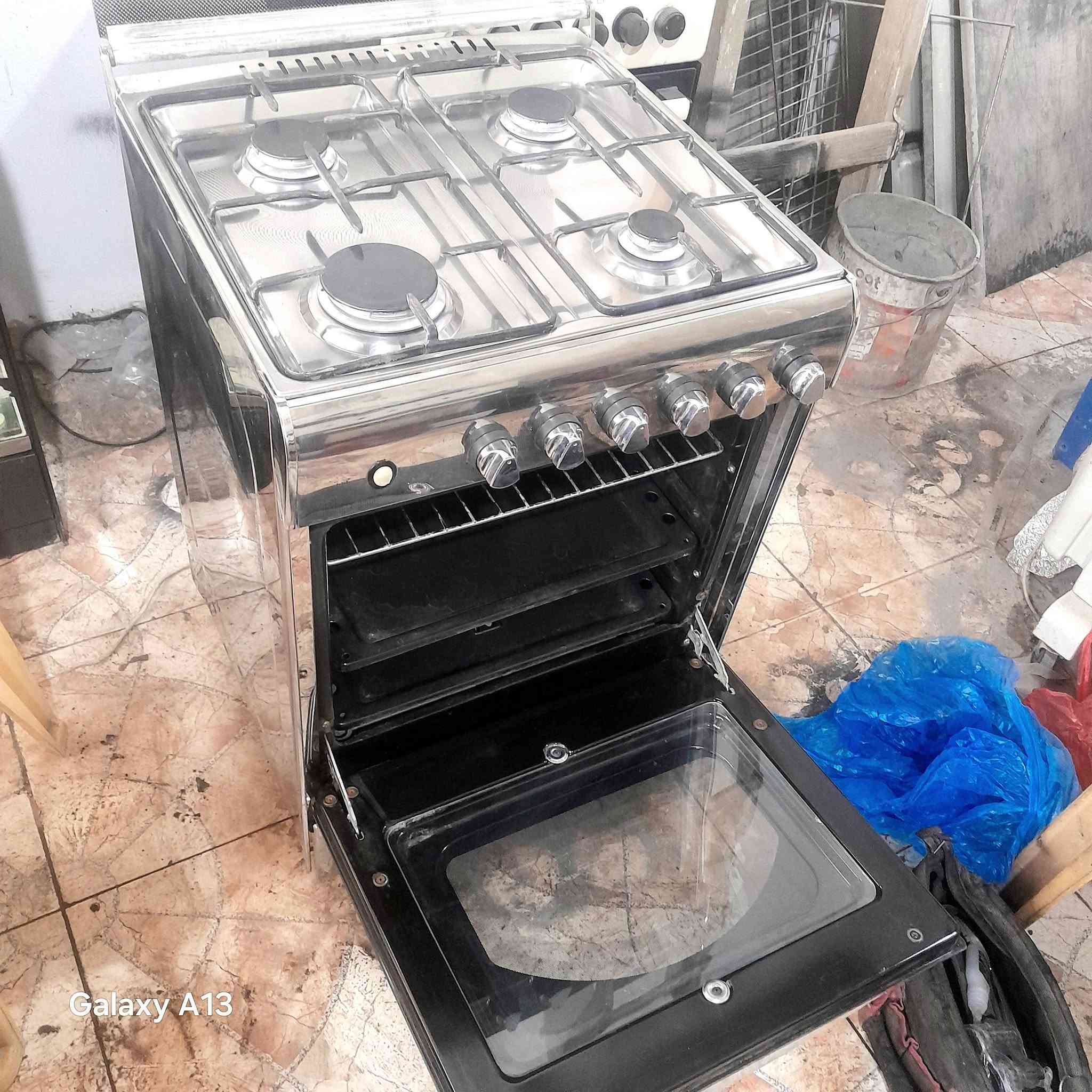طباخ يونفيرسال مصري باب اول اخو الجديد كوله استيل بيع او مراوس العنوان حي النداء شارع  المكاتب وتساب مازنجر موجود ***********

نص مكتوب في الصور:
- Galaxy A13