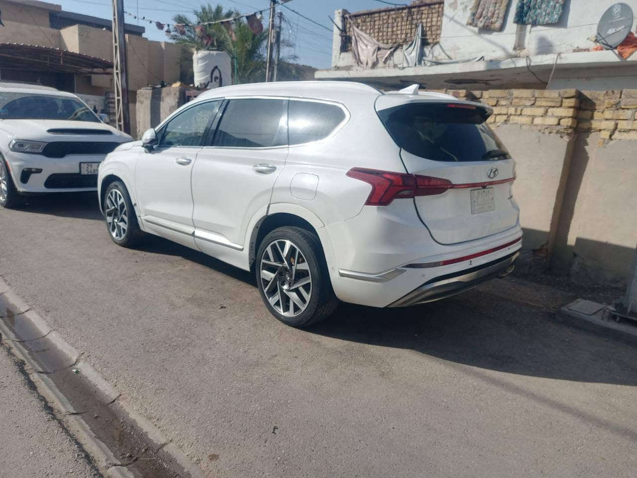 سنتافيا موديل ٢٢ رقم بغداد بااسمي فول مواصفات حادثها جاملغ وباب السايق ت ***********مكاني الكوت
